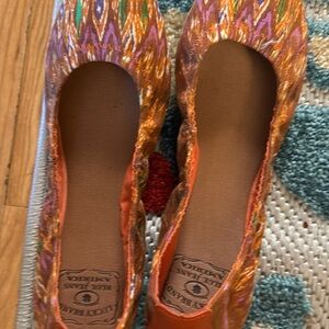 Lucky Brand ladies size 8 slip on shoes